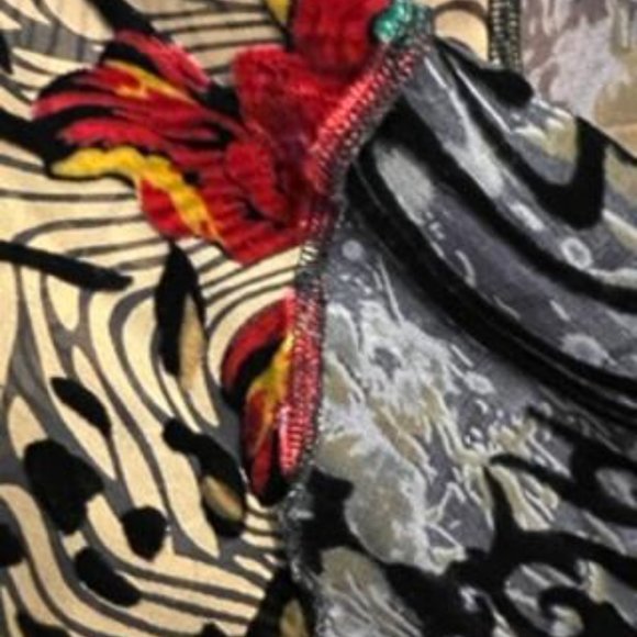 Vintage-inspired and Contemporary Boho Kimono Style Wrap - Picture 4 of 4